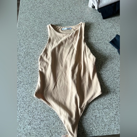 ZARA top - Picture 2 of 4